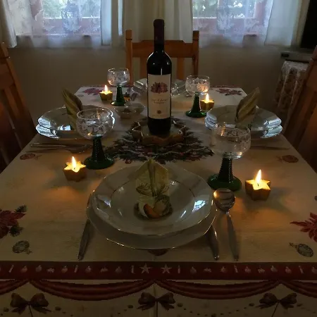 Tulipan Haz Apartmán *