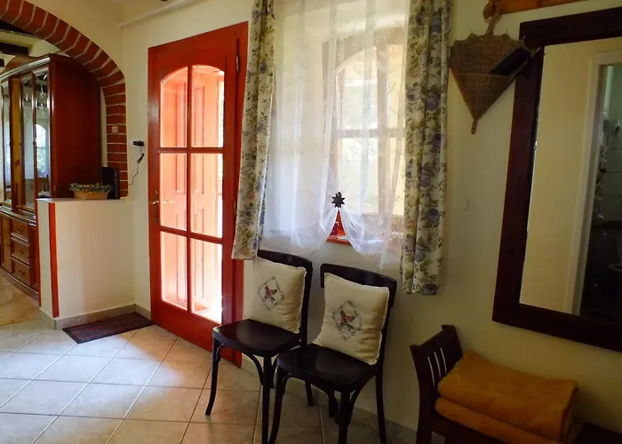 Apartamento Tulipán Ház *